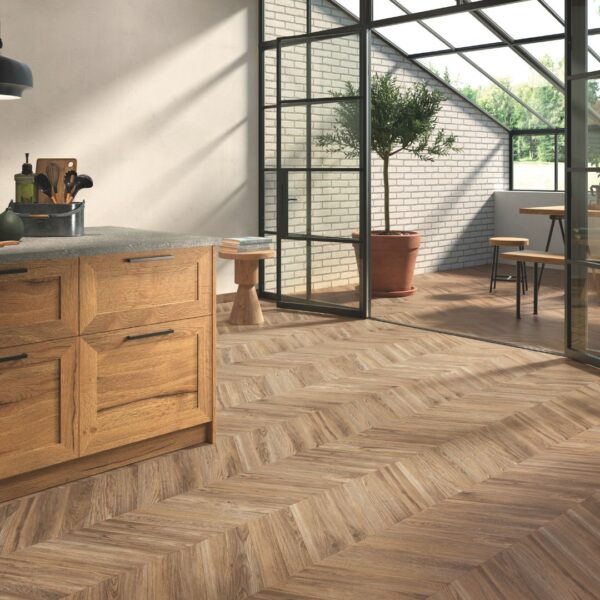CHEVRON SEQUOIA WALNUT 8,5X44 - Wood-effect floor tiles
